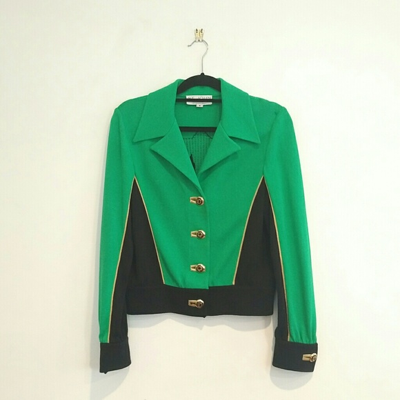 St. John Jackets & Blazers - St John Collection Women's Blazer knit St. John